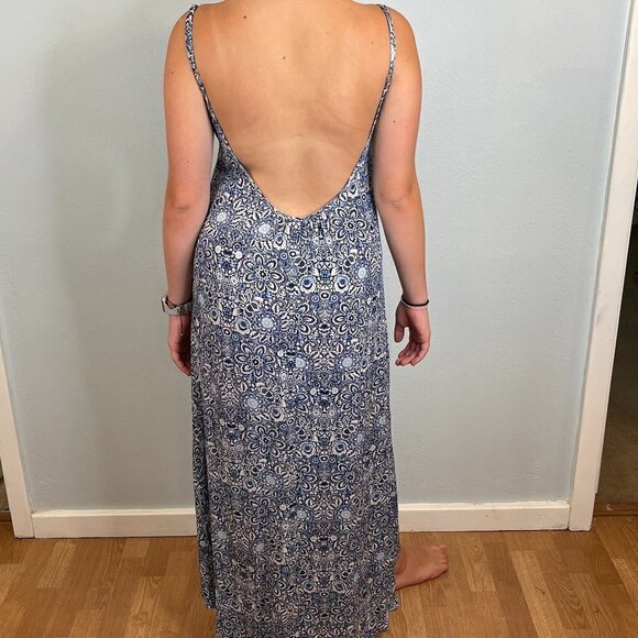 Show Me Your Mumu Floral Maxi Dress Blue Size Small - Picture 3 of 9